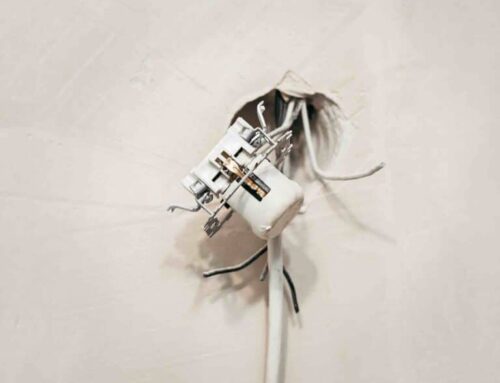 Hardwired vs Battery-Powered: Which Smoke Detector Installation is Right for You?