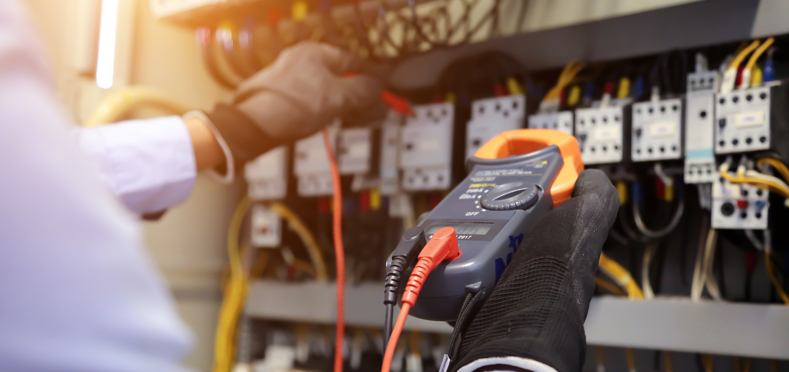 Spring Electrical Safety Checklist: 10 Things Every Homeowner Should Inspect