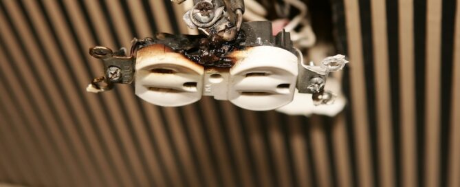 Aftermath of a "copper only" outlet connected to aluminum wiring. It nearly set the house on fire